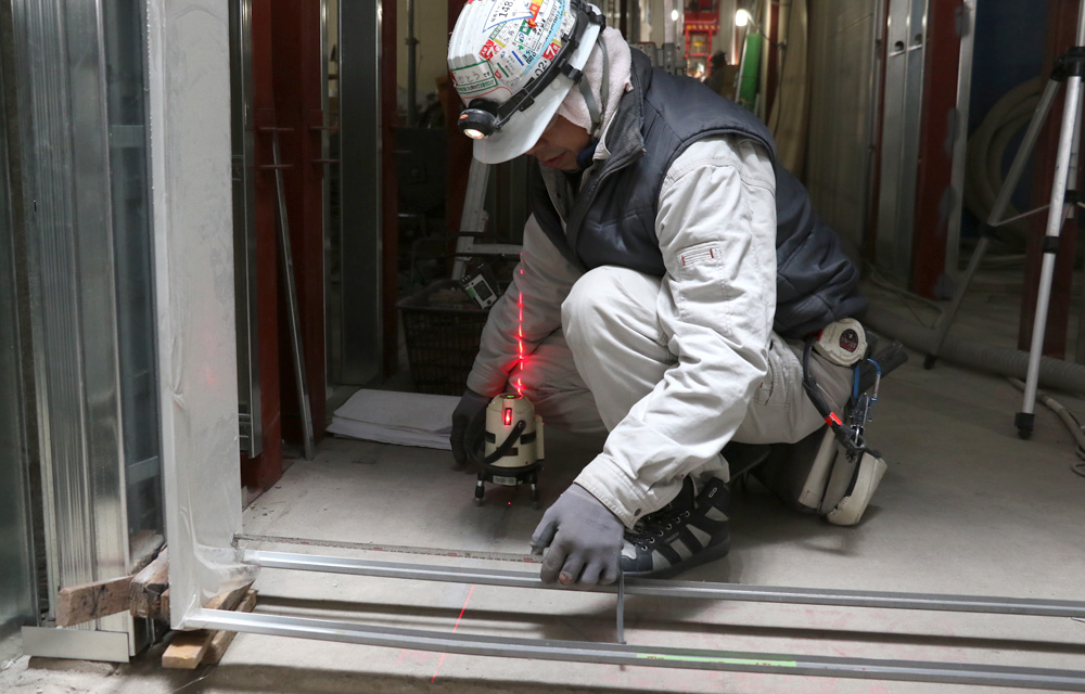 金属製建具工事