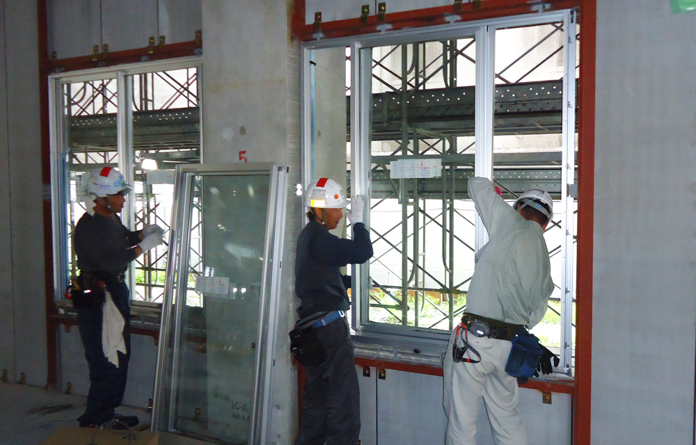 金属製建具工事